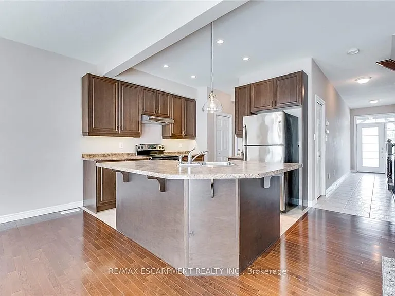 2340 Whistling Springs Cres — Photo 11