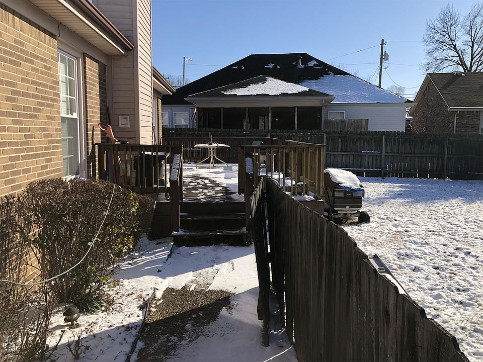 2nd image of 4516 Manslick Rd