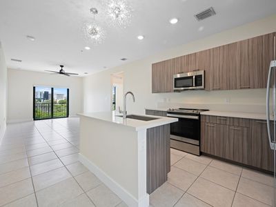 8301 NW 41st St #B-401, Doral, FL, 33166