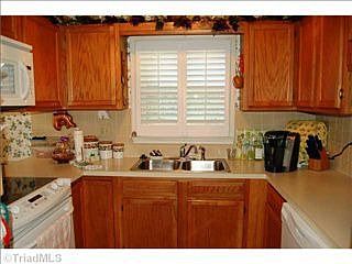 5th image of 20 Brandy Dr