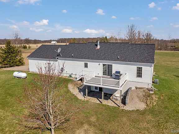 3rd image of 12833 Sullivan Rd