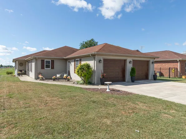 407 Southwood Dr, Tipton, IN 46072