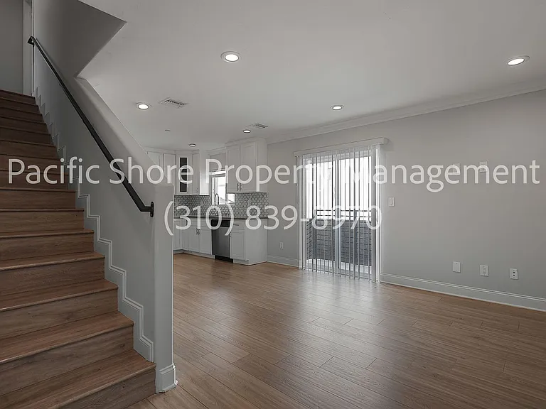 7205 S. La Cienega Apartments — Photo 25