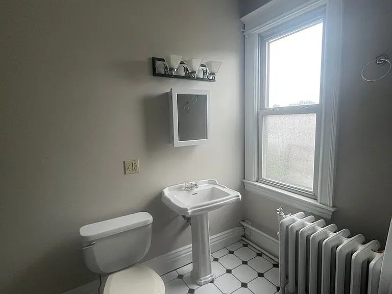 293 Dartmouth St — Photo 22