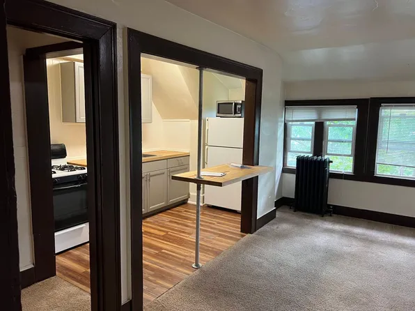 University Heights, 2211 NE 50th St #Uh16, Seattle, WA 98105