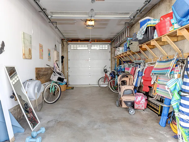 67 Vermont St — Photo 34