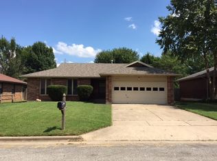 1214 S Paula Ave, Springfield, MO 65804