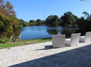 6739 110th St, Seminole, FL 33772
