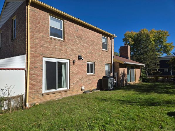 1209 W Lake Ave, Baltimore, MD 21210