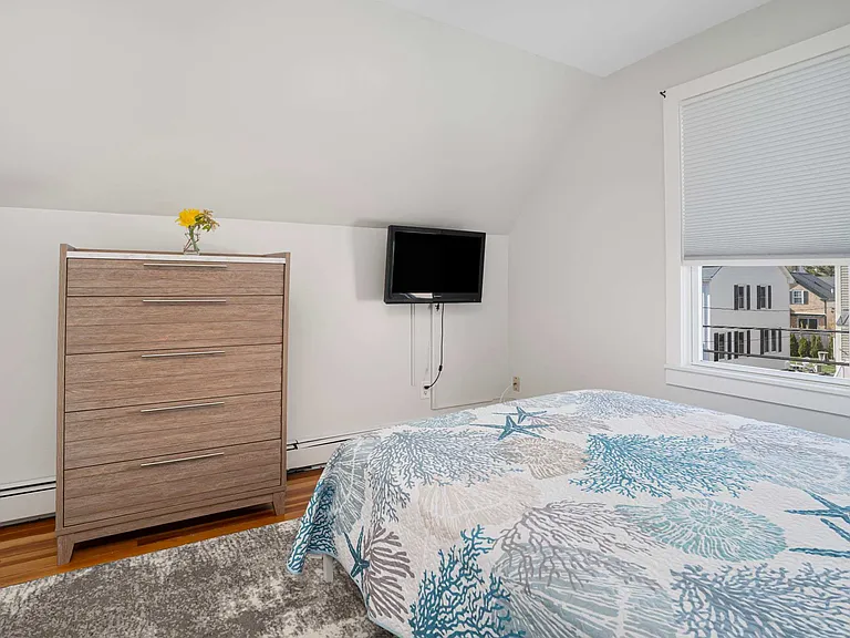 11 Atlantic St — Photo 14