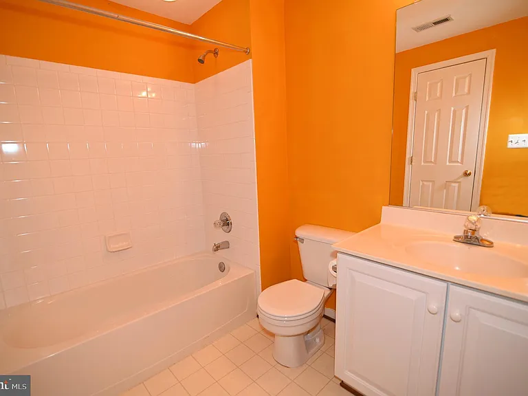 4502 Rockdale Ln — Photo 57