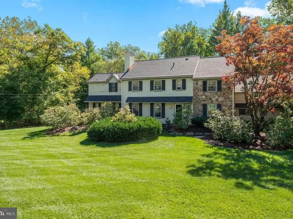 4100 Meadow Ln, Newtown Square, PA 19073
