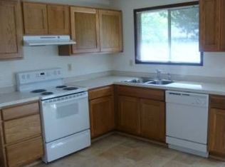 1938 NE Shannon Dr, Hillsboro, OR