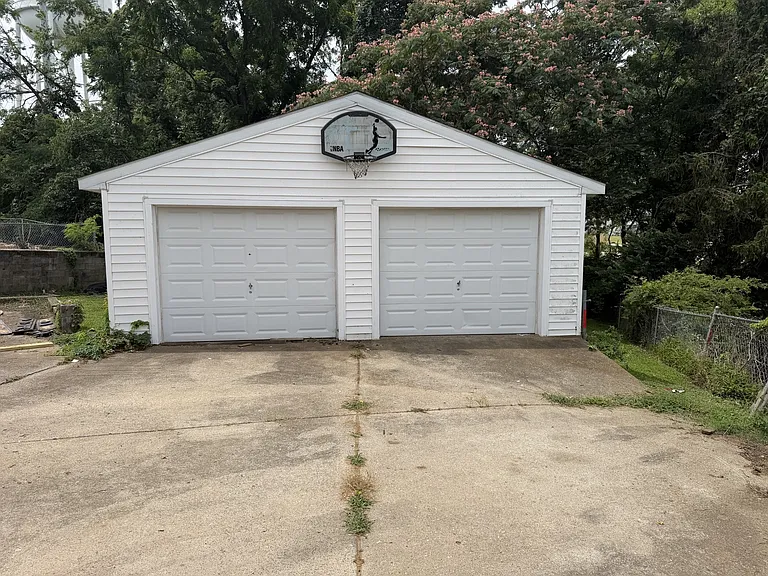 102 Orchard Dr — Photo 8