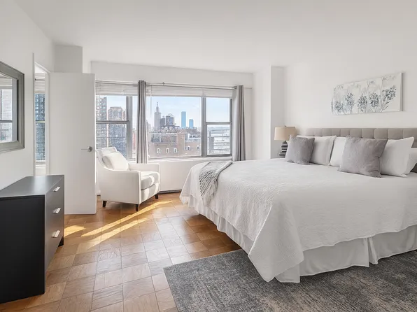 245 East 63rd Street image 10 of 18