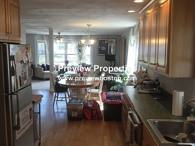 321 N Harvard St #P — Photo 19