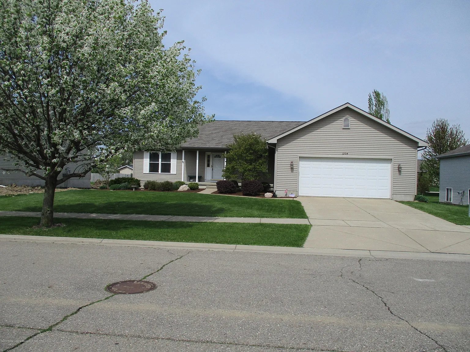 1204 Kelcrasta Dr photo 1