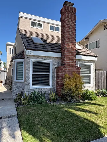 223 14th St Photo 1