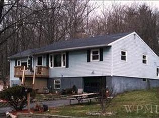 20 Van Wert Pl, Hyde Park, NY 12538