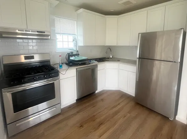 6261 De Costa Ave Floor 2, Arverne, NY 11692