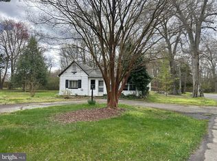 11948 Montgomery Ln, Waldorf, MD