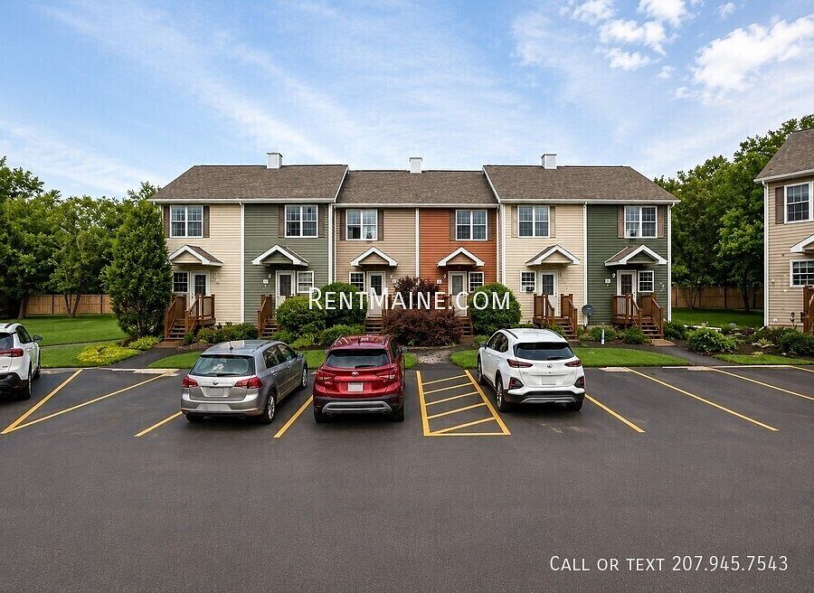1st image of 16 River Village Dr