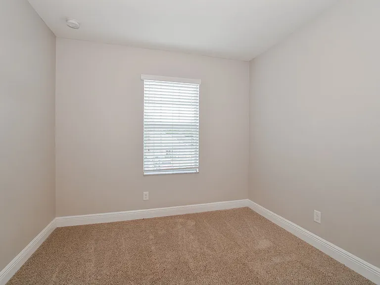 1705 Southern Oak Loop — Photo 12