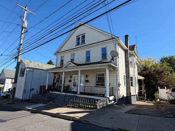 68 Hillside St