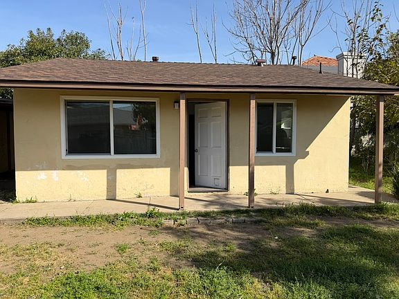 3rd image of 3056 Bartlett Ave