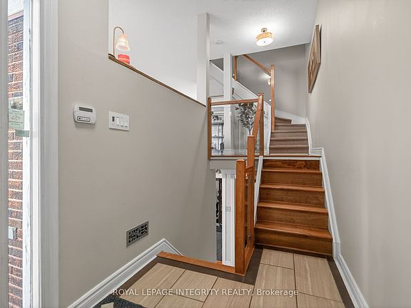 5th image of 24 Westcliffe Rd