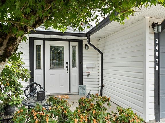 2nd image of 34870 Cassiar Ct