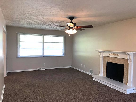 4th image of 130 Lynwood Ln