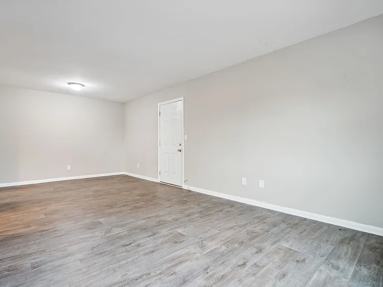 Oak Meadows — Photo 11