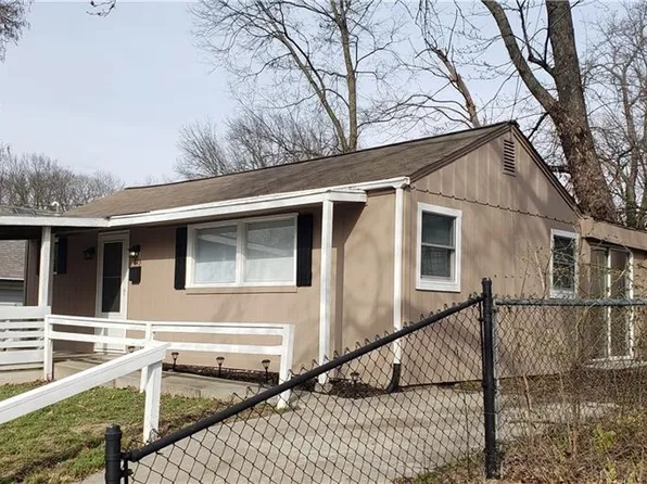 813 S Liberty St, Independence, MO 64050