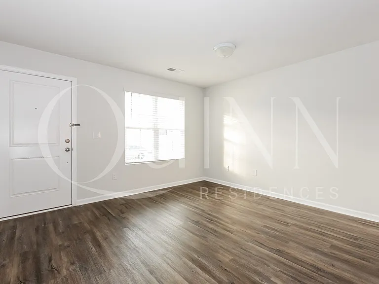 Tyger Pointe — Photo 37