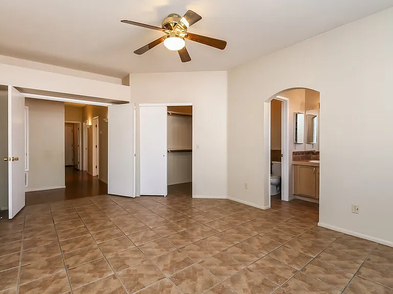 9997 E Paseo — Photo 10