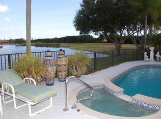 17940 Hampshire Ln, Boca Raton, FL 33498