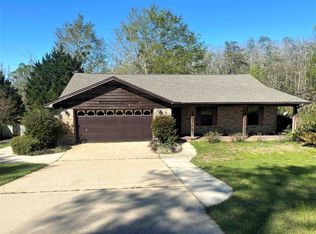 2735 Harvest Rd, Jay, FL 32565