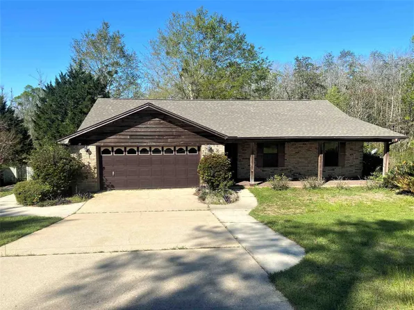 2735 Harvest Rd, Jay, FL 32565