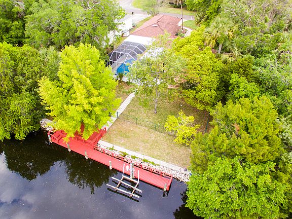 4th image of 11486 W Waterway Dr