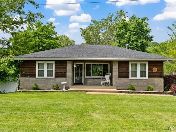 2707 Stonecrest Dr, Arnold, MO 63010