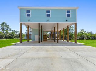 5013 Washington St, Bay Saint Louis, MS 39520