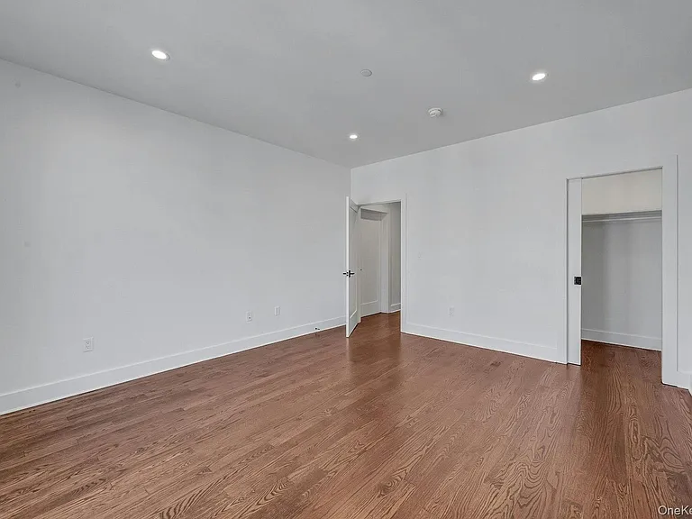 291 Main St #3 — Photo 11