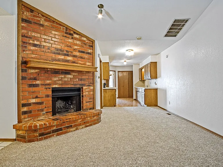 8910 Oak Valley Dr — Photo 11