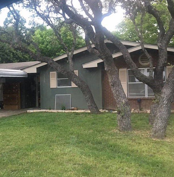 1st image of 1120 Lake Dr N