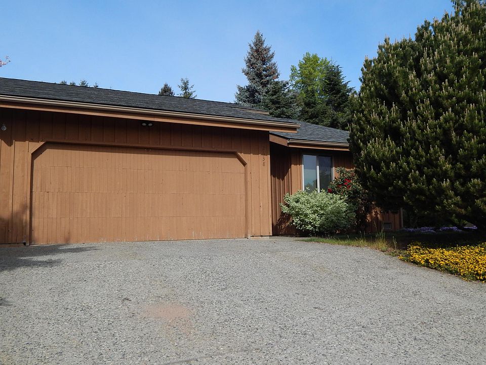 1st image of 2638 Lemaister Ave