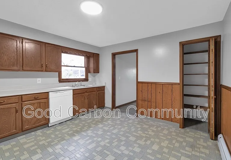 248 Oliver St #2 — Photo 1