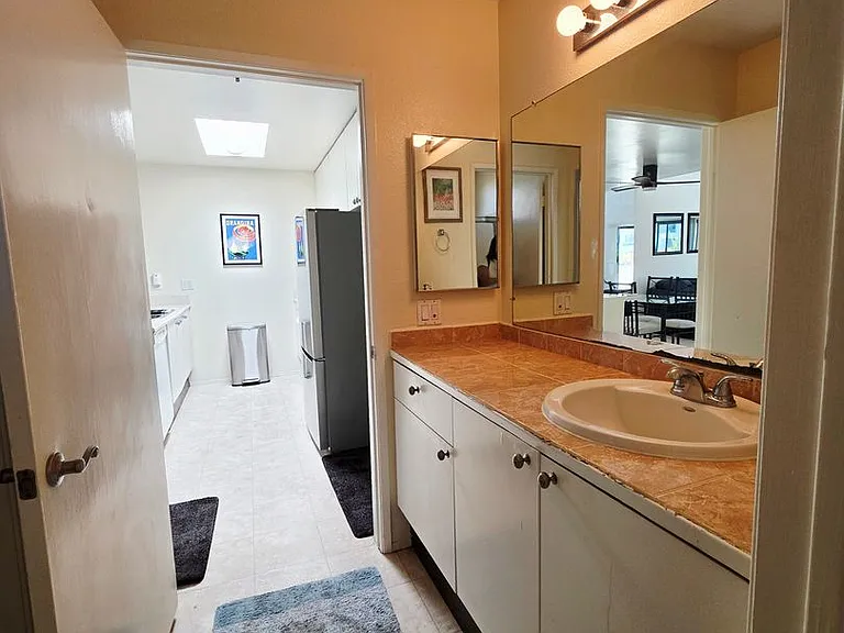 8308 Regents Rd #3P — Photo 10
