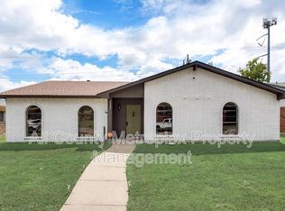 2410 Cedar Elm Ln, Garland, TX 75043