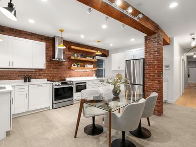 39 Kent St #B, Brookline, MA, 02445